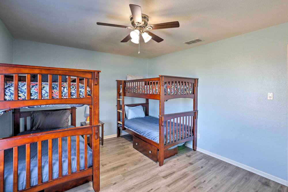 Photo of Bedroom in Sanger