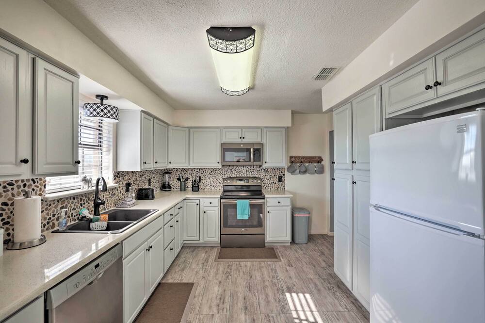 Photo of Kitchen in Sanger