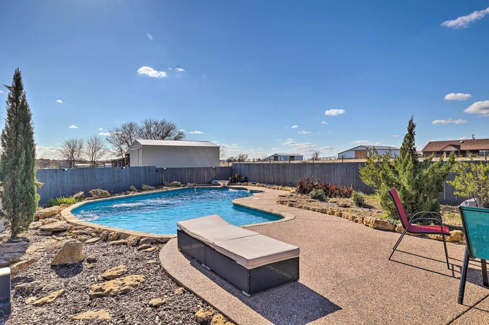 Photo of Outdoor in Sanger
