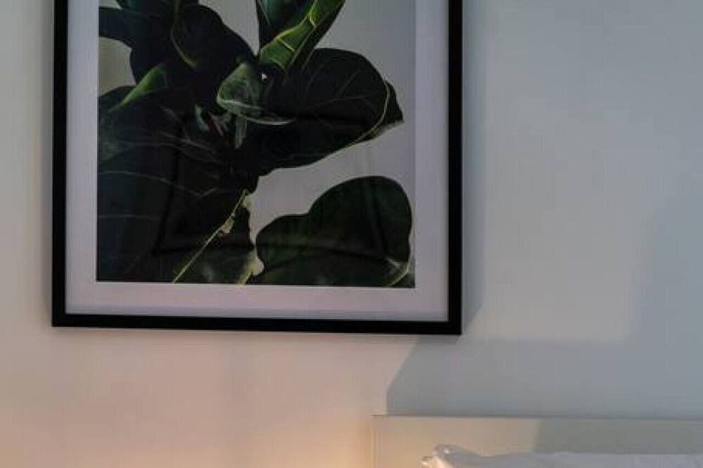 Photo of Others in West Burleigh