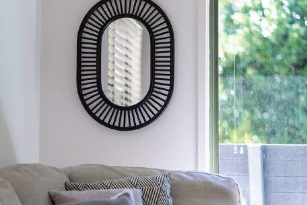 Photo of Others in West Burleigh