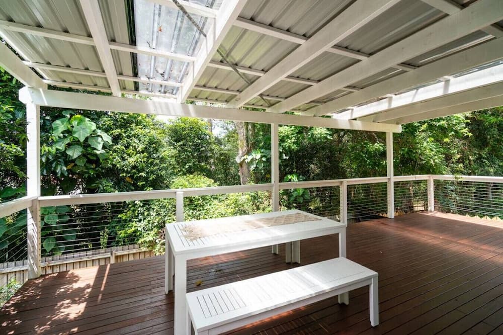 Photo of Others in West Burleigh