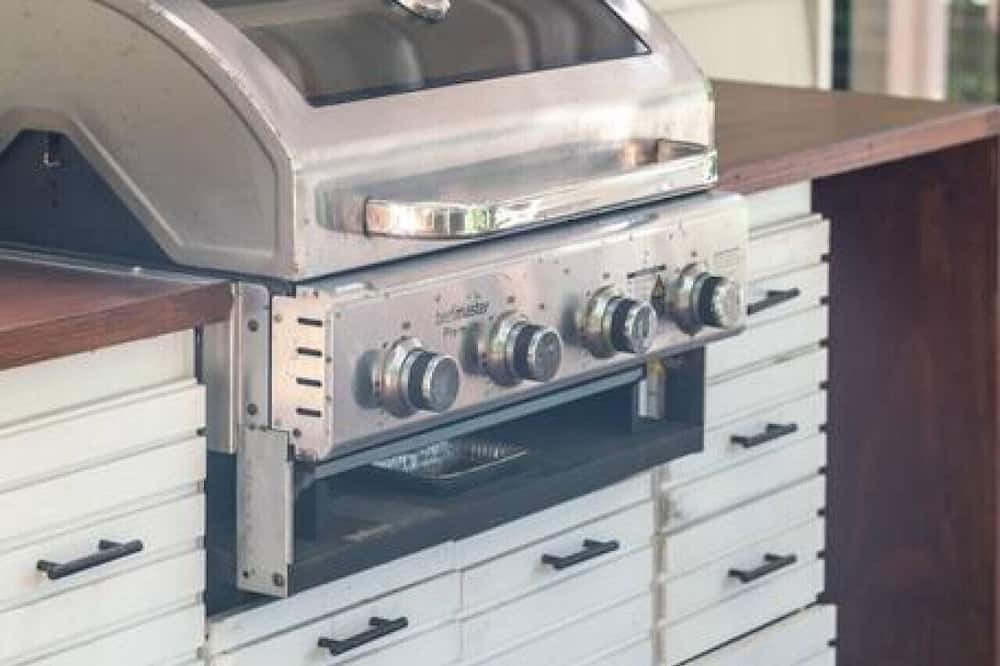 Photo of Others in West Burleigh