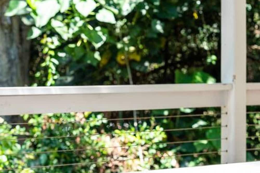 Photo of Others in West Burleigh