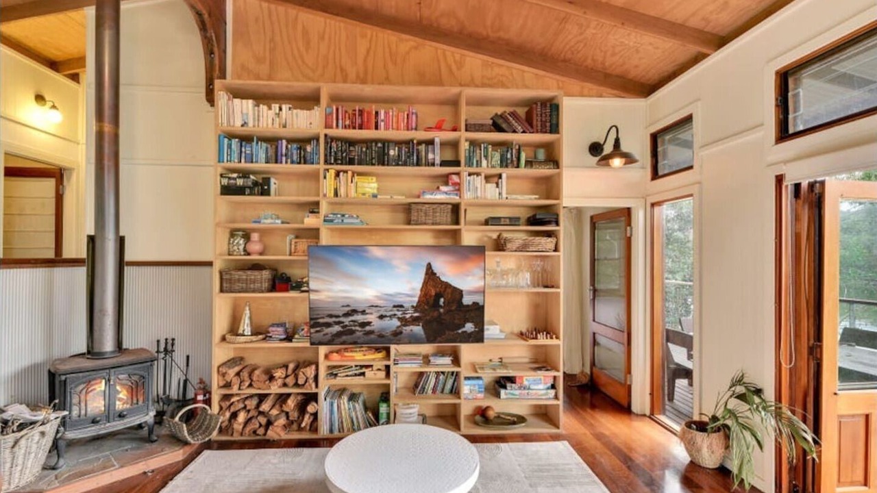 Photo of Others in Milsons Passage