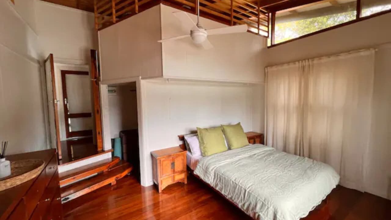 Photo of Others in Milsons Passage