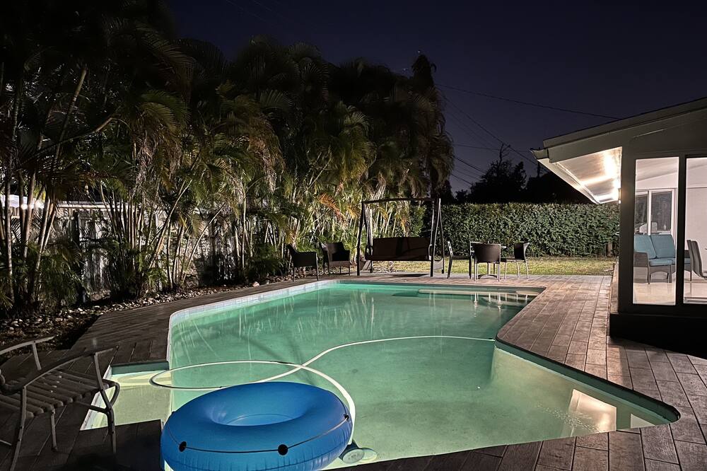 Photo of Outdoor in Ives Estates