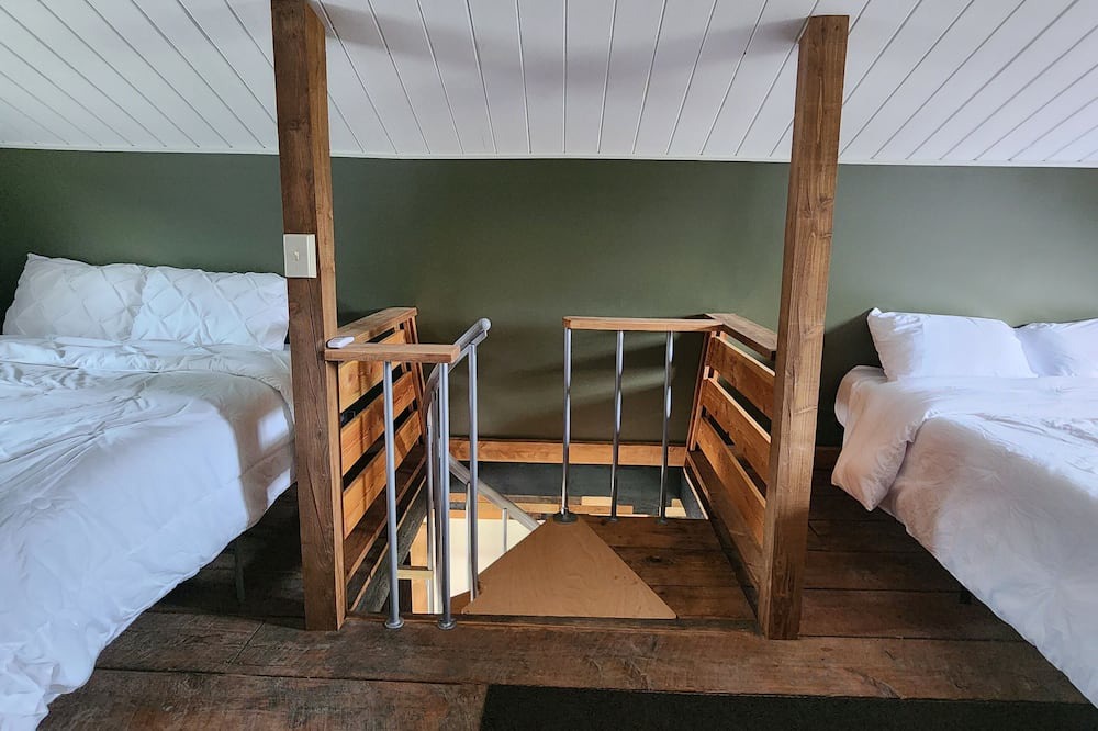 Photo of Bedroom in Wales Center