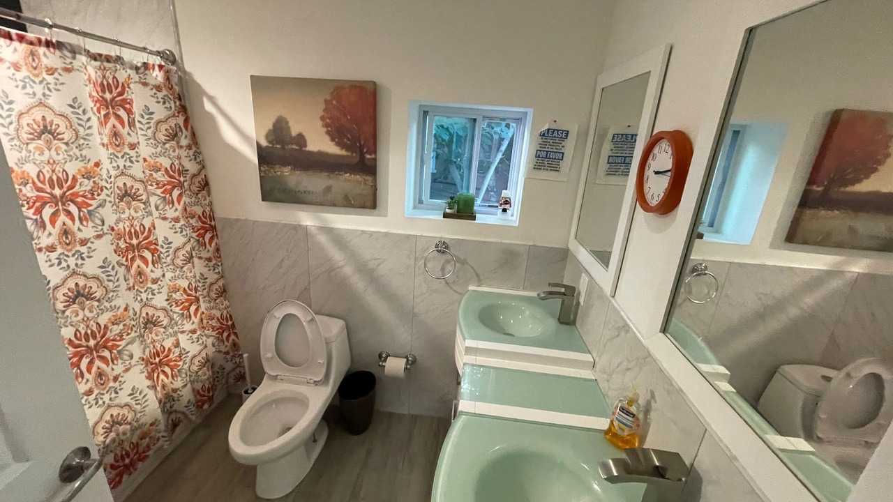 Photo of Others in Newbold