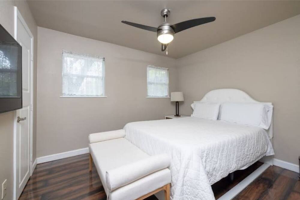 Photo of Bedroom in Fort Worth