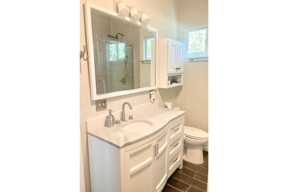 Photo of Bathroom in Fort Worth