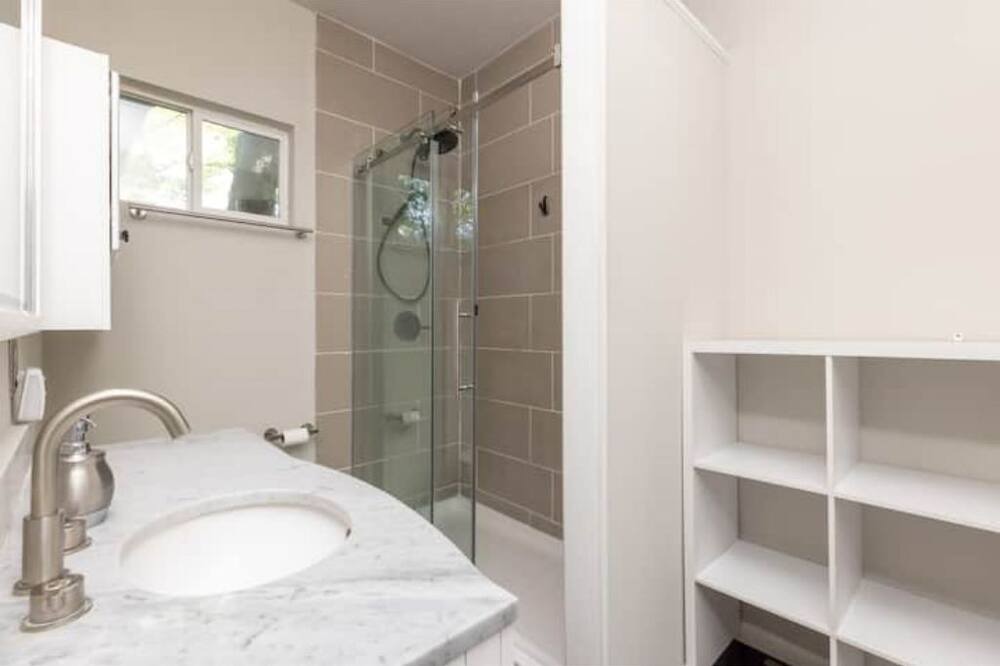 Photo of Bathroom in Fort Worth