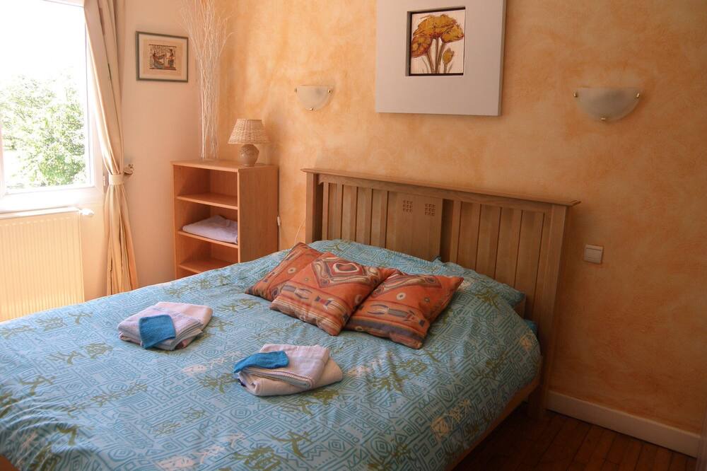 Photo of Bedroom in Saint-Vite