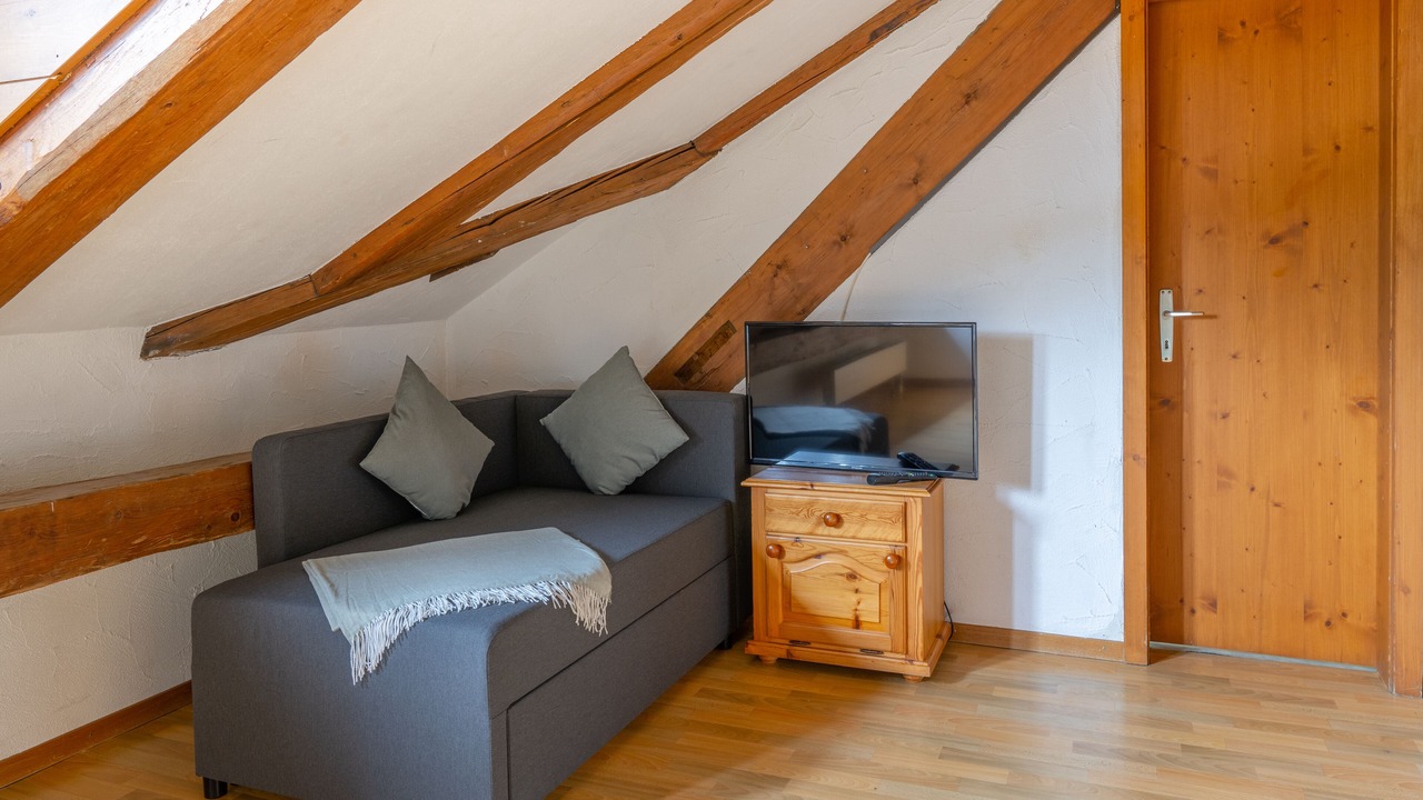 Photo of Bedroom in Jenaz