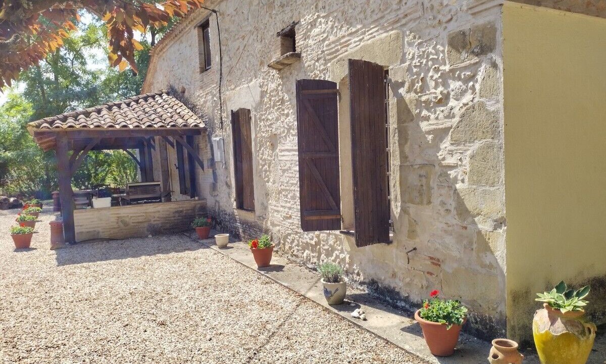 Photo of Outdoor in Montastruc