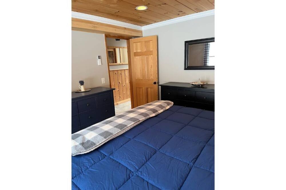 Photo of Bedroom in Wardsboro