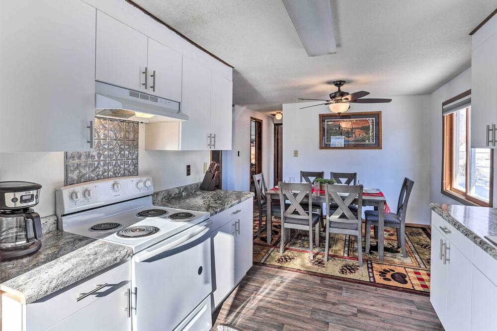 Photo of Kitchen in White River