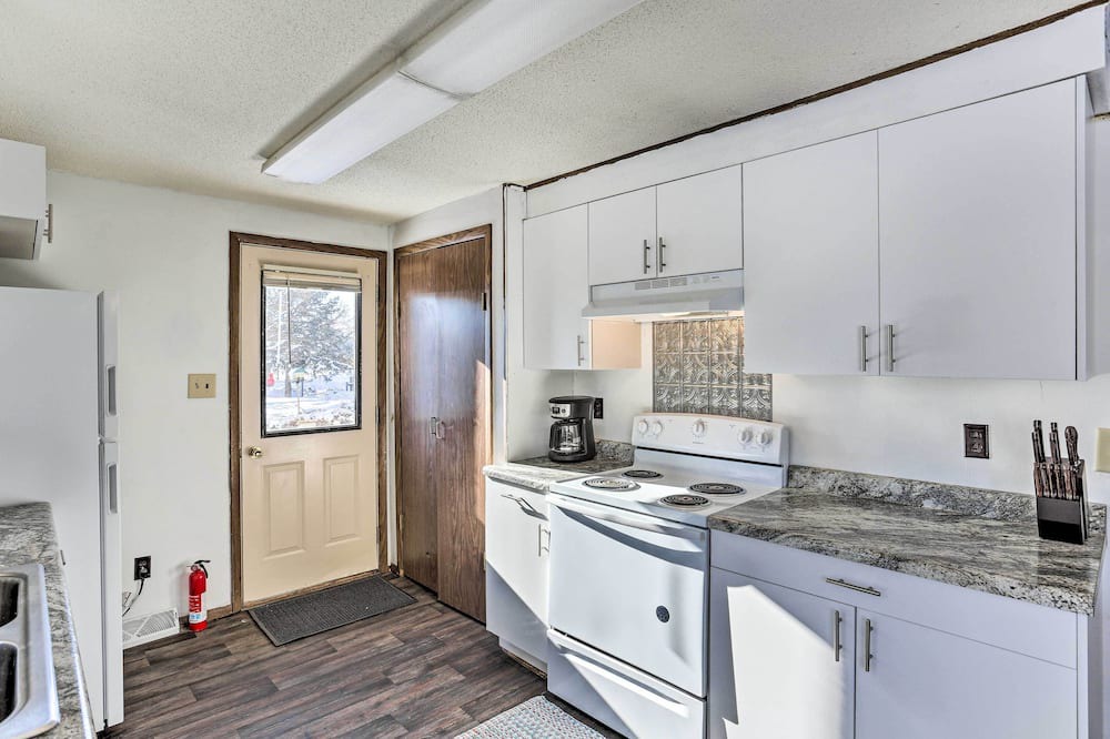 Photo of Kitchen in White River