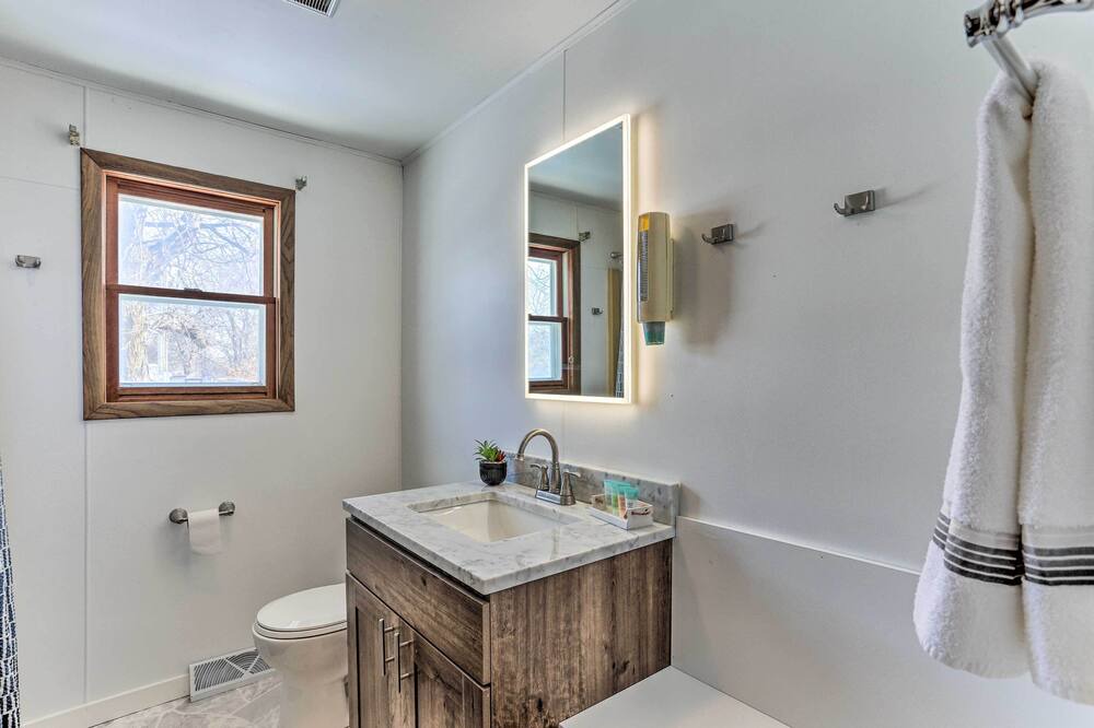 Photo of Bathroom in White River