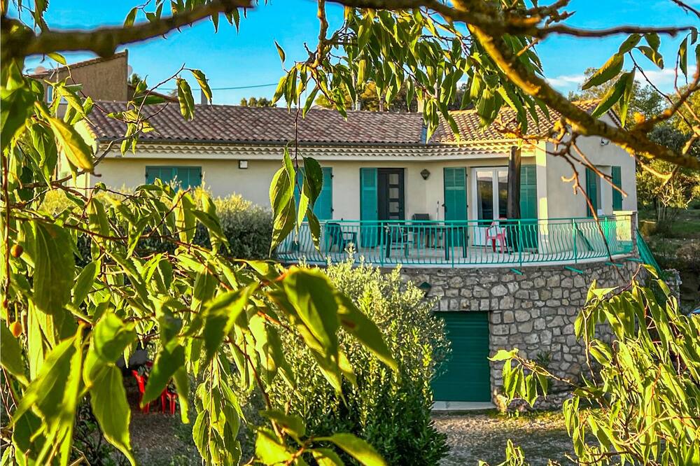 Photo of Outdoor in Ginasservis