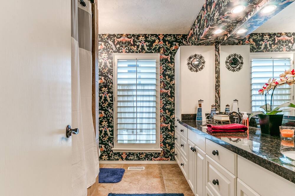 Photo of Bathroom in Oklahoma City