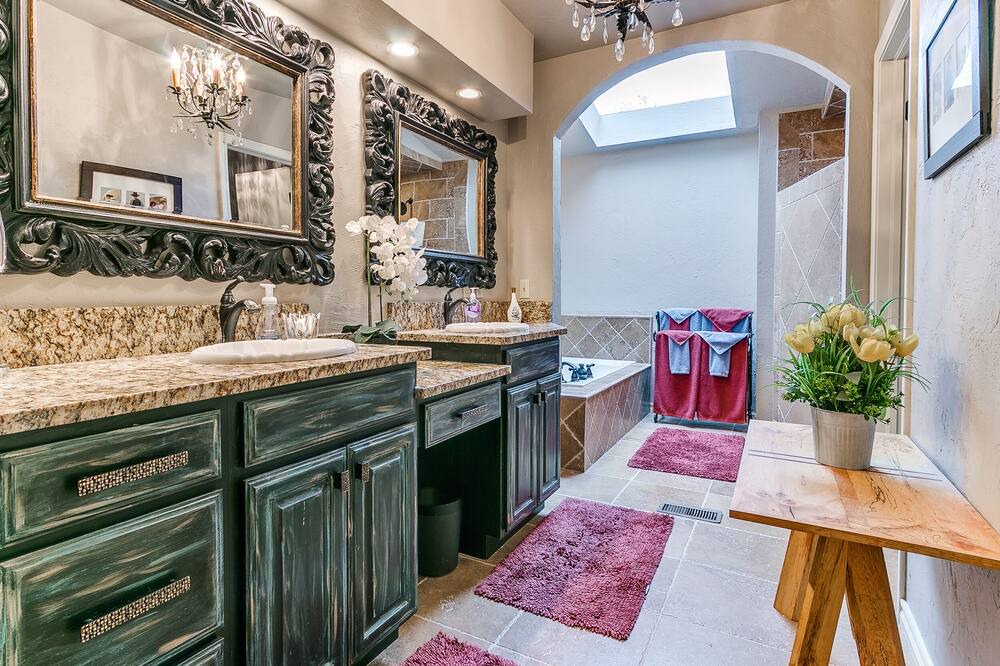 Photo of Bathroom in Oklahoma City