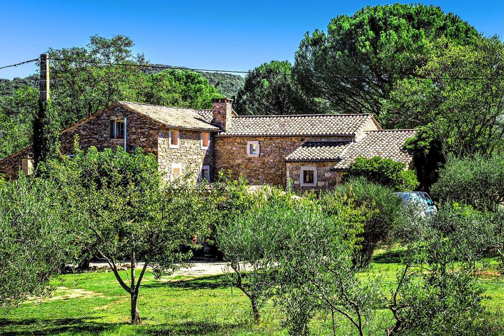 Photo of Outdoor in Saint-Andre-d'Olerargues