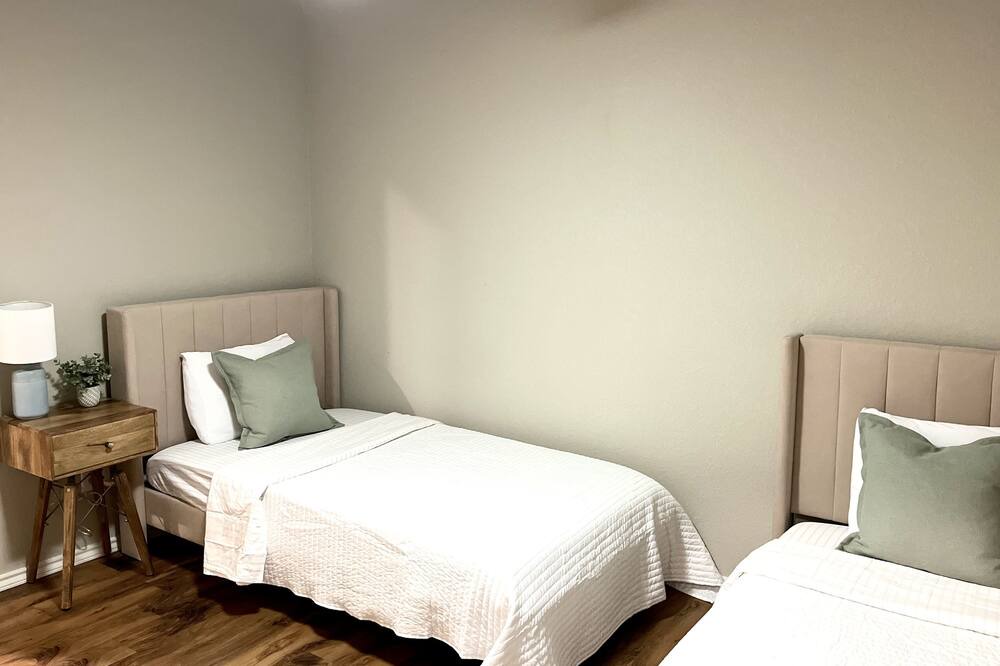 Photo of Bedroom in Uniontown