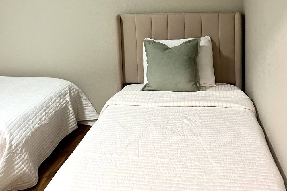 Photo of Bedroom in Uniontown