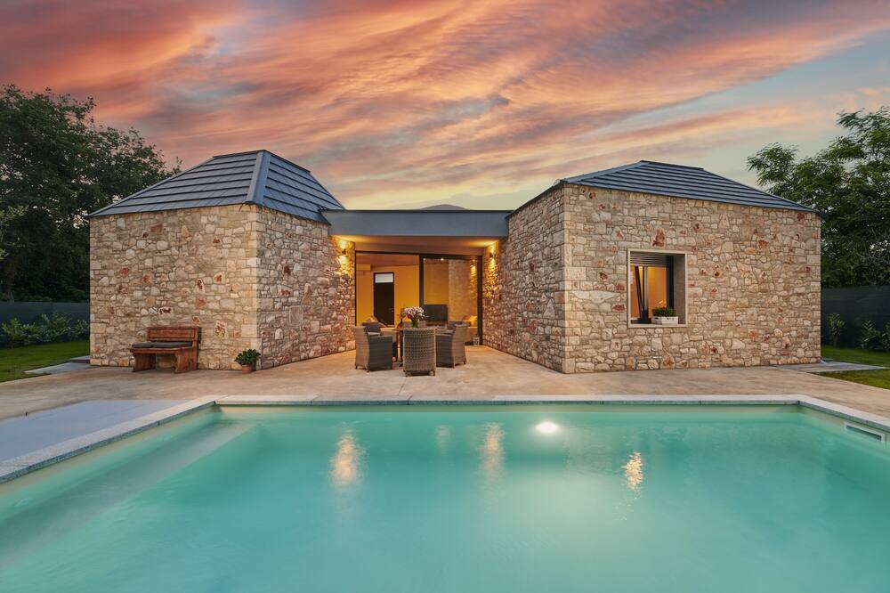 Photo of Others in Krizine