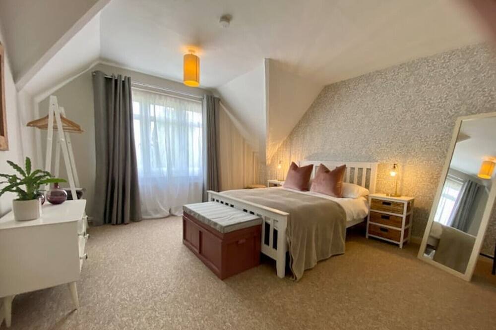 Photo of Bedroom in Eccles