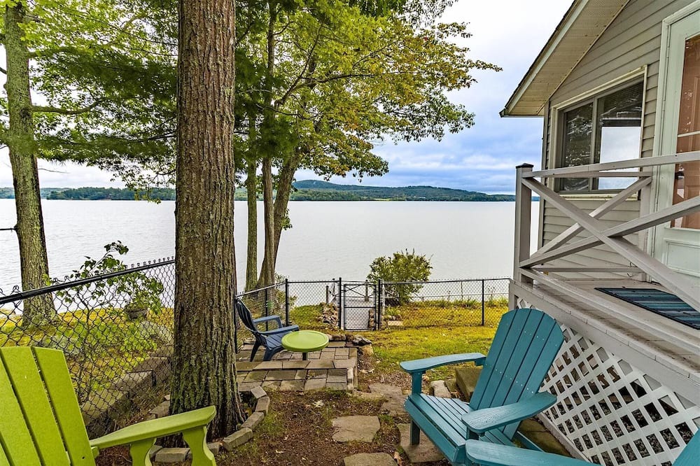 Photo of Others in Greene