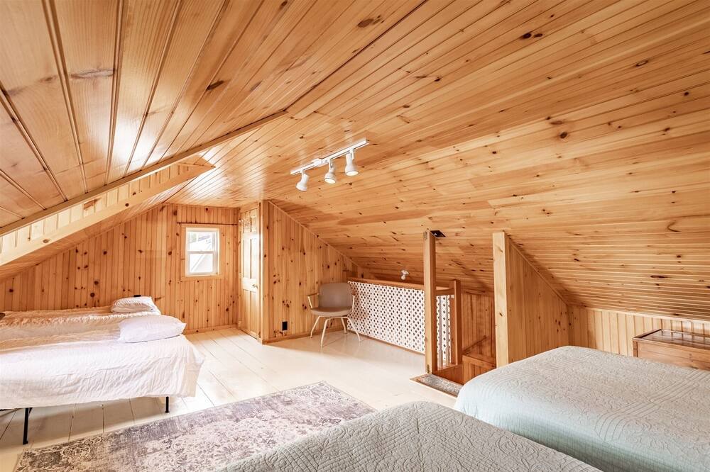 Photo of Others in Greene