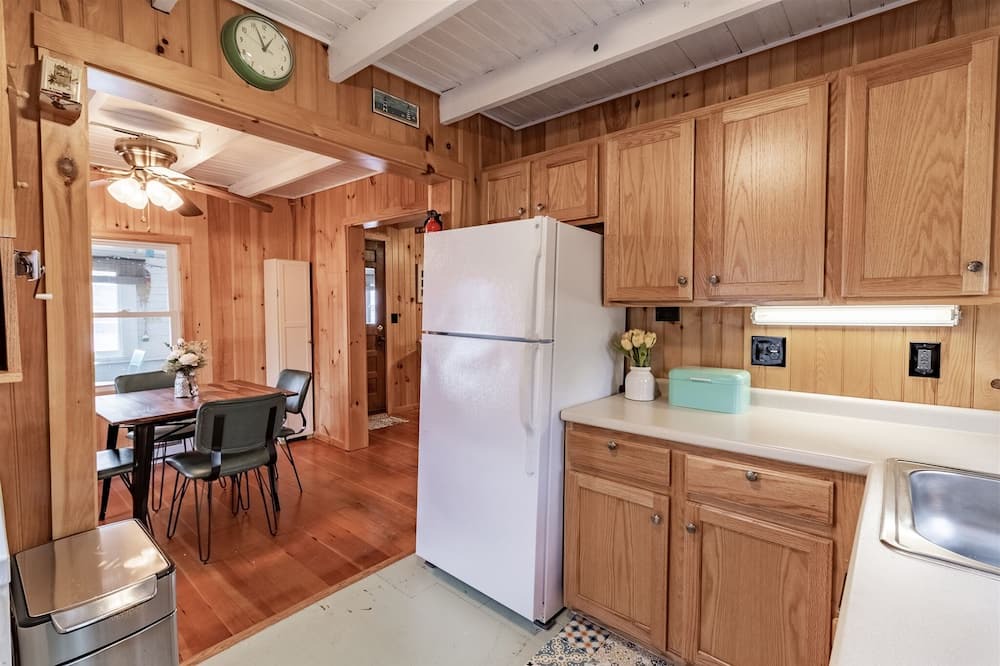 Photo of Others in Greene