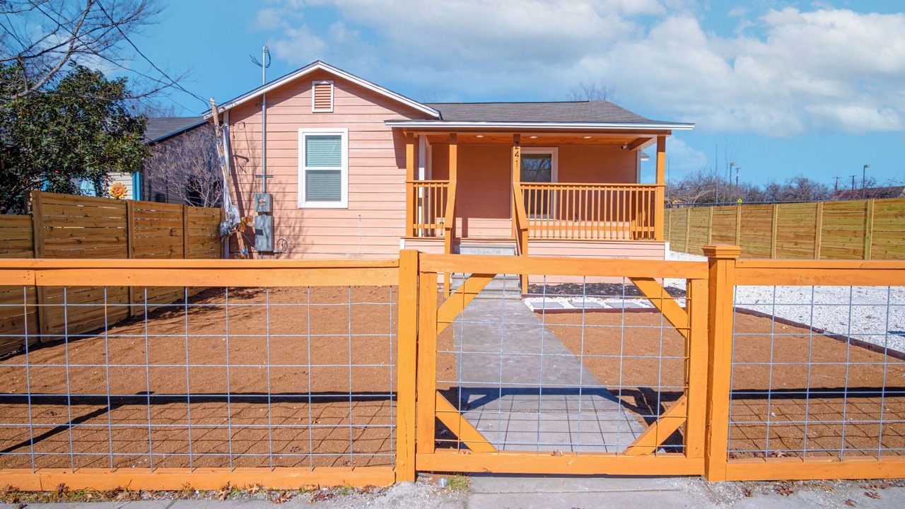 Photo of Outdoor in Denver Heights