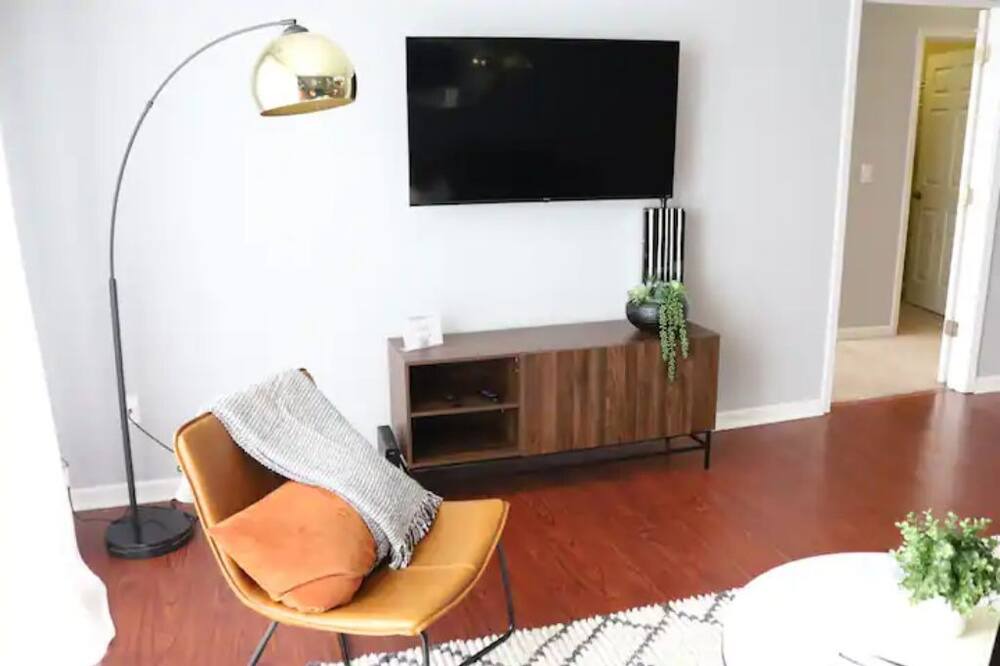 Photo of Bedroom in Dearborn
