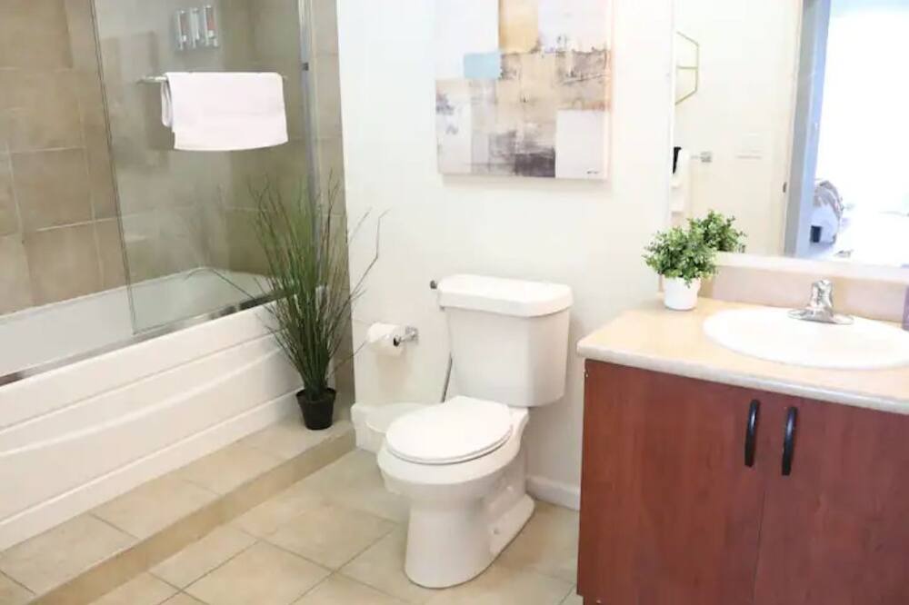 Photo of Bathroom in Dearborn