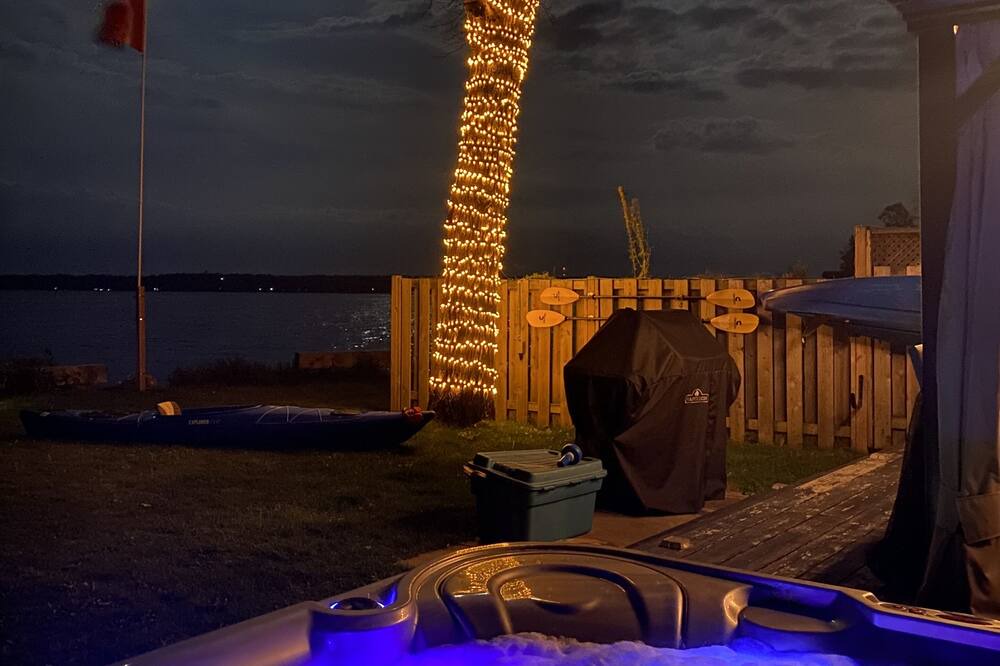 Photo of Outdoor in Victoria Harbour