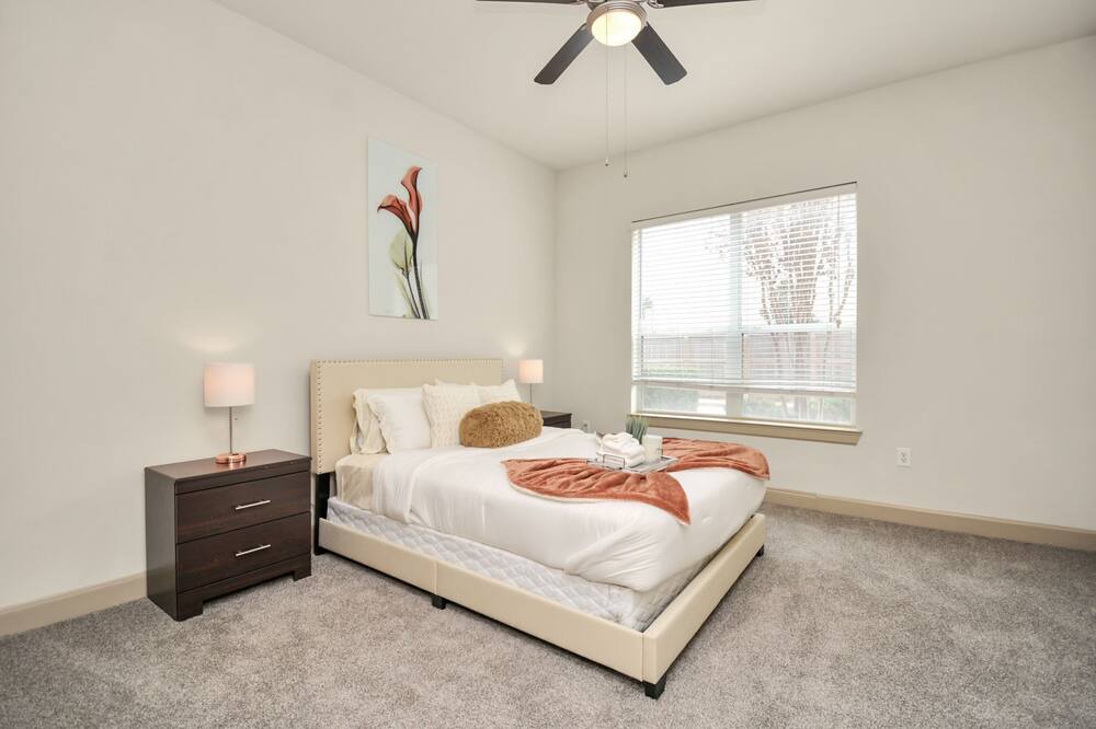 Photo of Bedroom in South Main