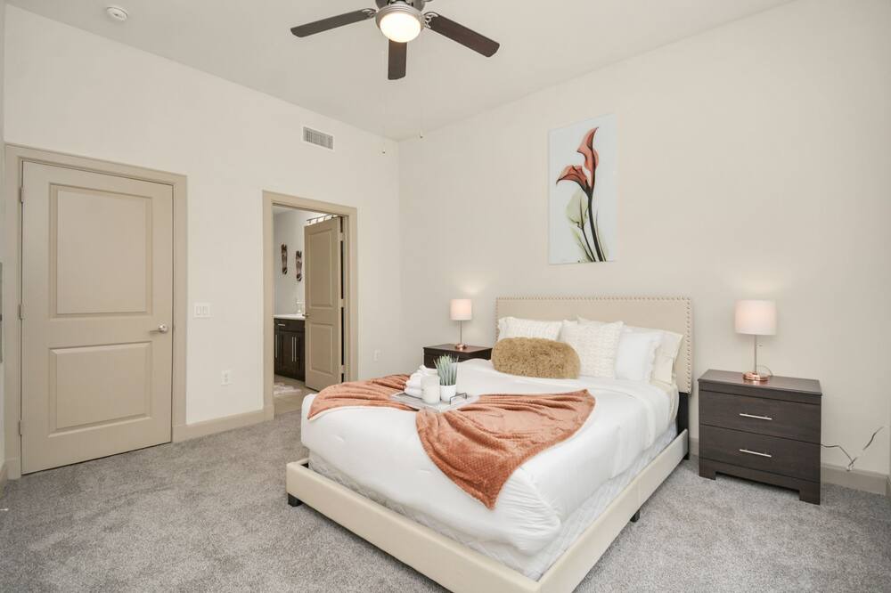 Photo of Bedroom in South Main