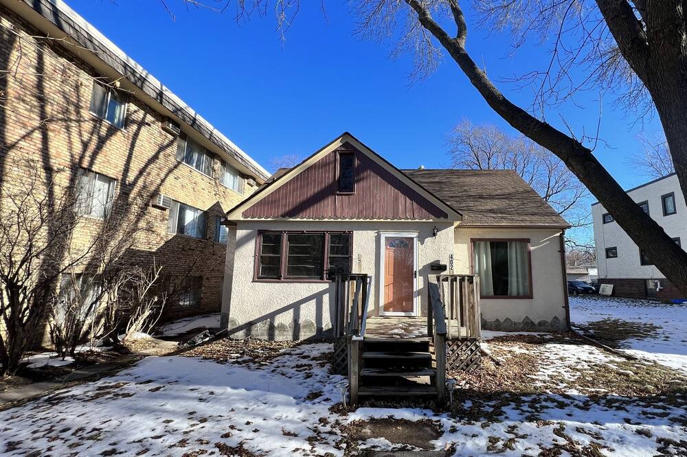 Photo of Outdoor in Merriam Park West