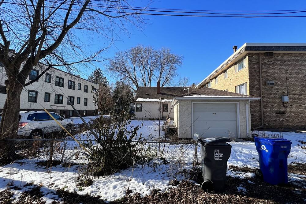 Photo of Outdoor in Merriam Park West