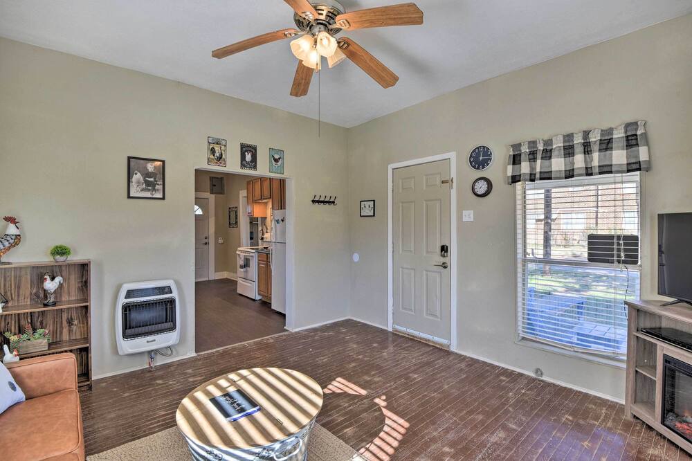 Photo of Livingroom in Electra