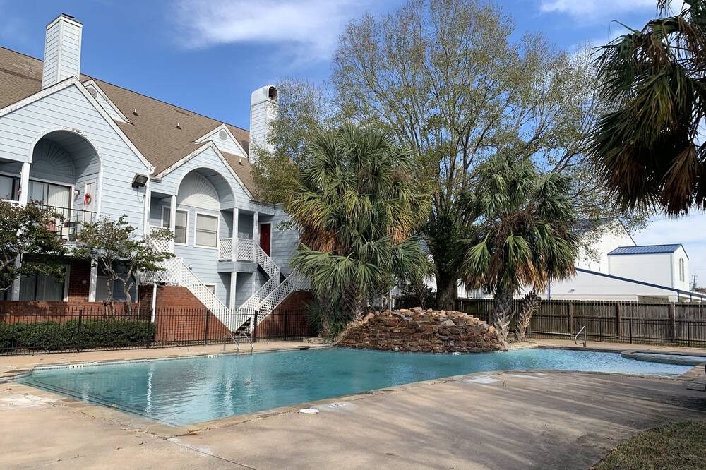Photo of Outdoor in Greater Fondren Southwest