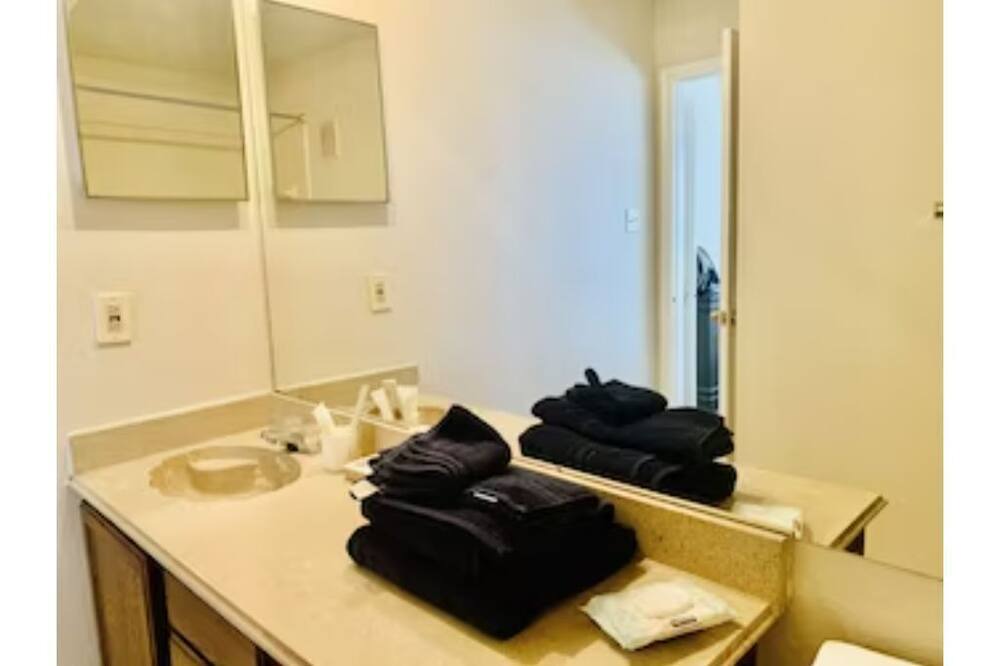 Photo of Bedroom in Greater Fondren Southwest