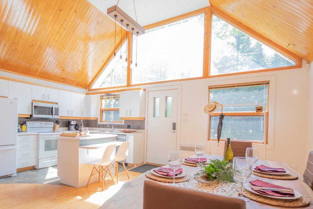 Photo of Kitchen in Compton