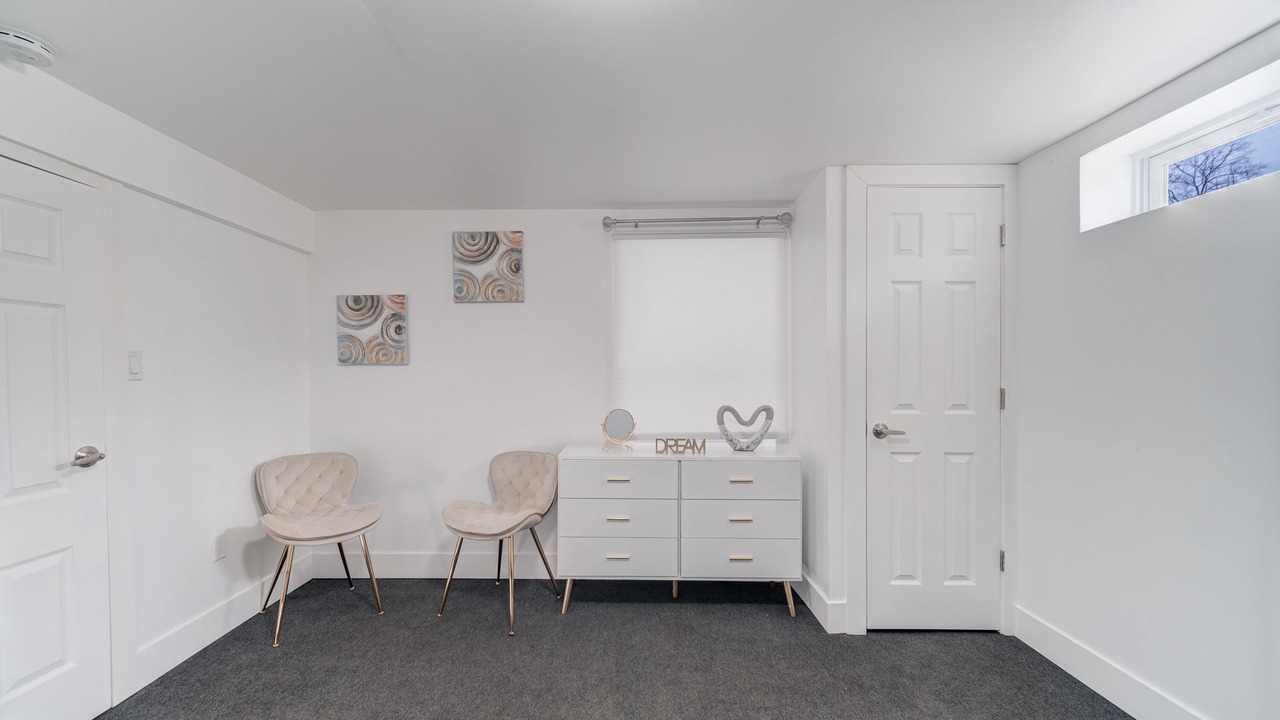 Photo of Others in Warwick