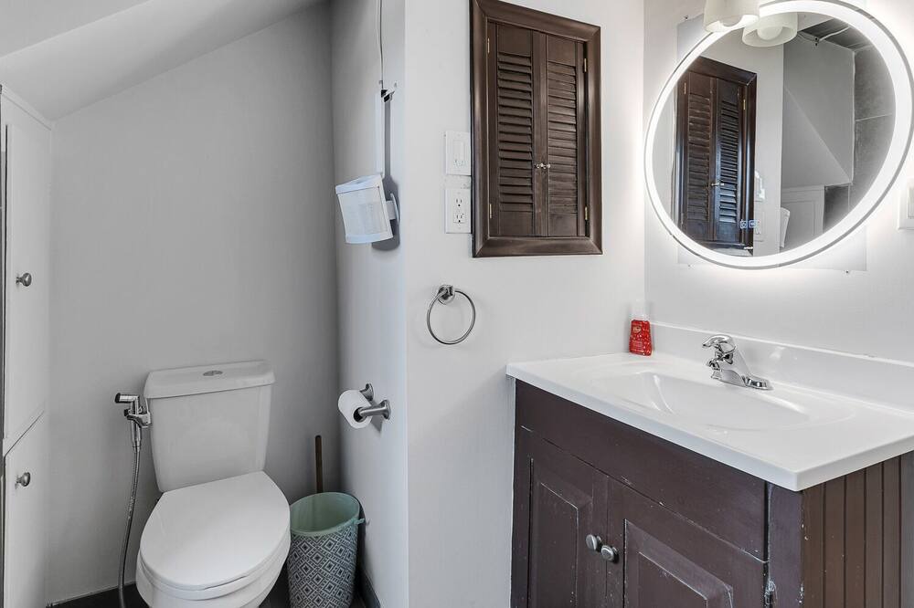 Photo of Bathroom in Melancthon