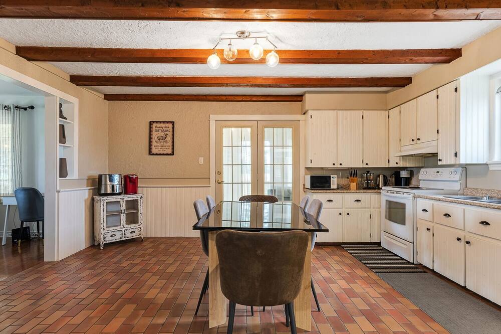 Photo of Kitchen in Melancthon