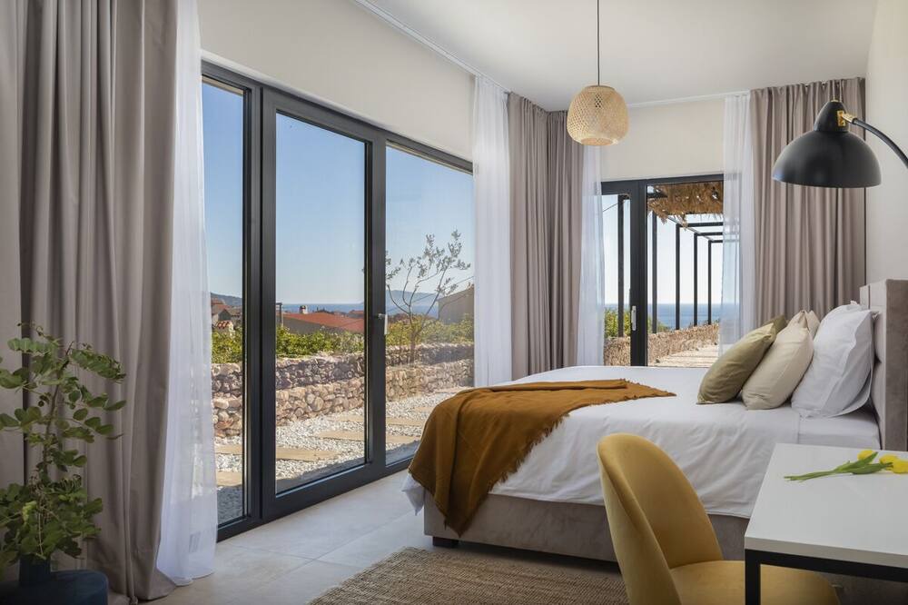 Photo of Bedroom in Komiza